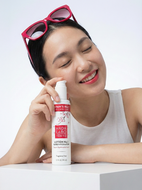 أفضل روتين للبشرة الحساسة: الدليل الياباني لتهدئة الاحمرار وإصلاح حاجز البشرة